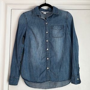 Old Navy Chambray button down